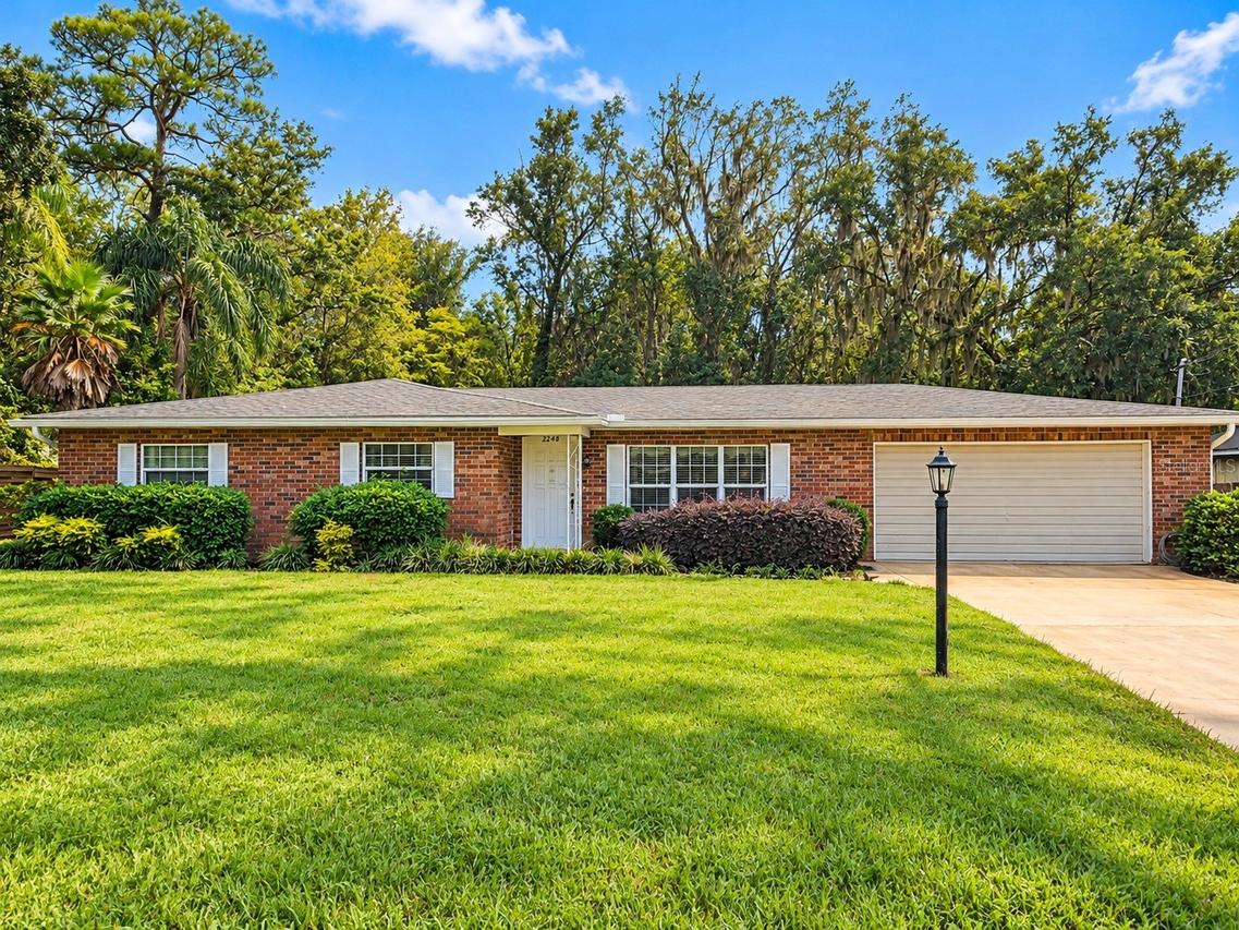 2248 Tropical Ter., Deland, FL 32724