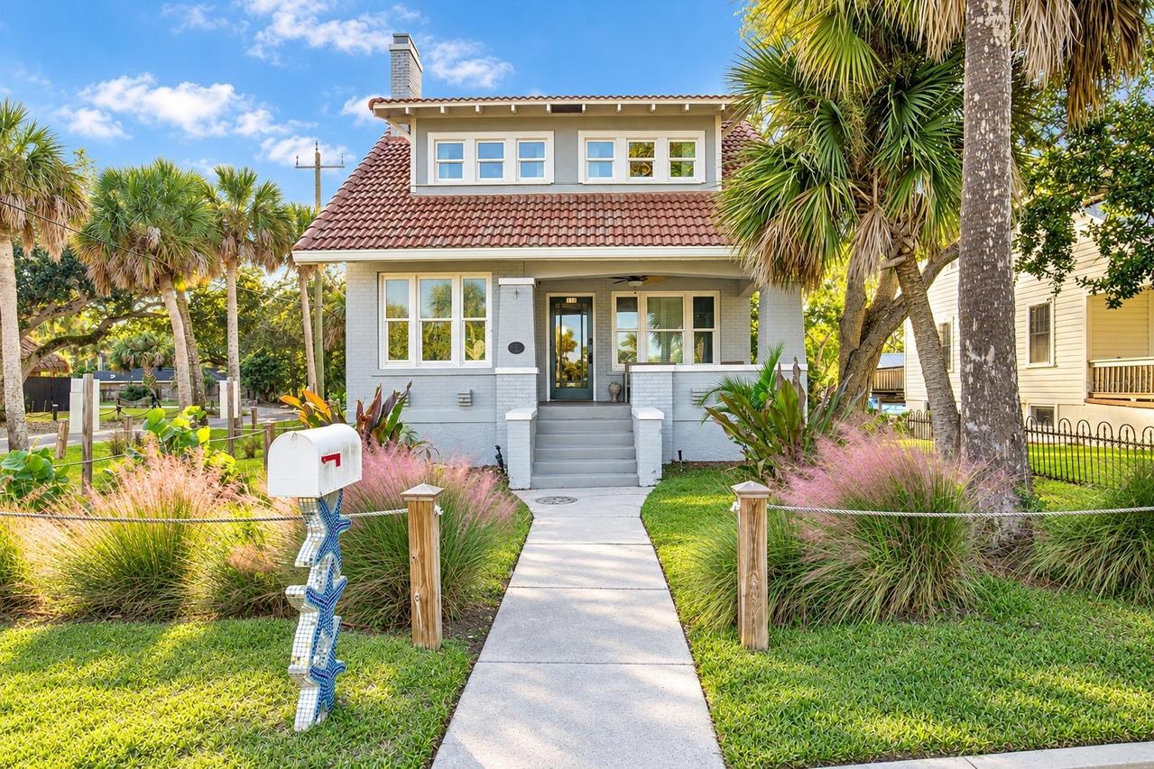 110 S Peninsula Ave., New Smyrna Beach, FL 32169