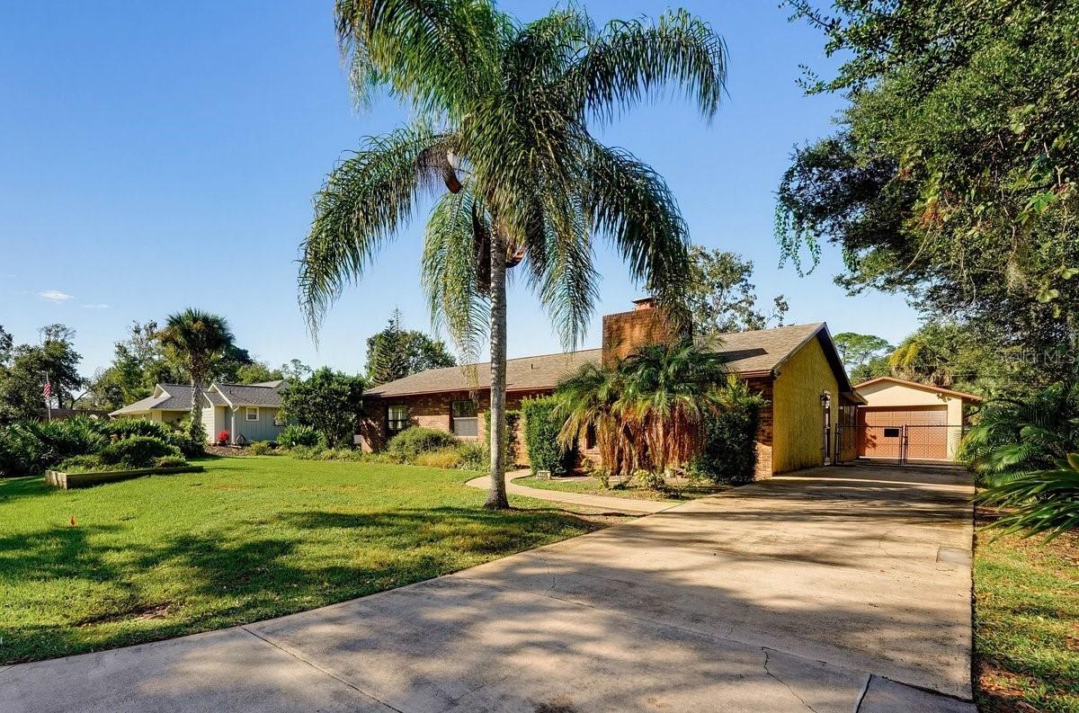 2226 Vista Palm Dr., Edgewater, FL 32141