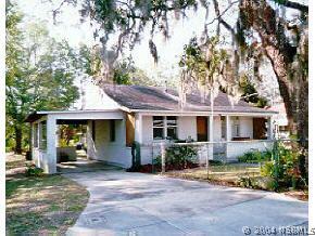 606 Downing St., New Smyrna Beach, FL 32168