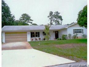 1709 Umbrella Tree Dr., Edgewater, FL 32132