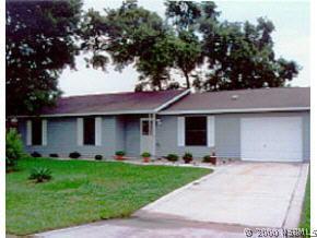 305 Sandpiper Ct., Edgewater, FL 32141