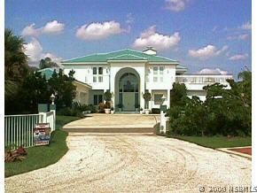 1202 Commodore Dr., New Smyrna Beach, FL 32168