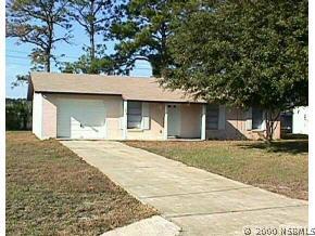 1012 Lake Ave., Edgewater, FL 32132