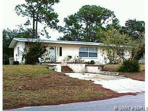 2817 Royal Palm Dr., Edgewater, FL 32141