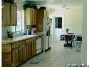 1306 Live Oak St., New Smyrna Beach, FL 32168