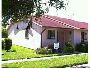 122 Lagoon Ct., New Smyrna Beach, FL 32168