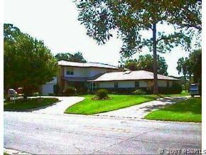 32 Fairgreen Ave., New Smyrna Beach, FL 32168