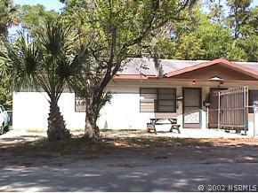 453 Palmetto St., Edgewater, FL 32132