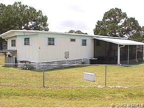 180 Mae St., Oak Hill, FL 32759