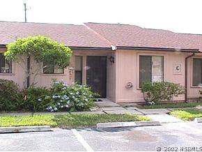 128 Lagoon Ct., New Smyrna Beach, FL 32169
