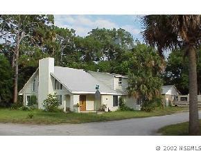 251 Lagoon Ave., Oak Hill, FL 32759