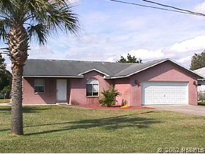 632 S Pine St., New Smyrna Beach, FL 32169