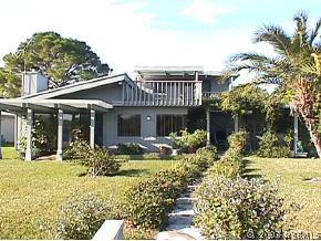 137 Cunningham Dr., New Smyrna Beach, FL 32168