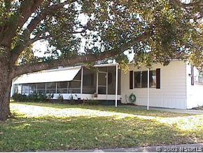 124 Cedar St., Edgewater, FL 32141