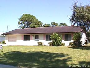 2207 Travelers Palm Dr., Edgewater, FL 32141