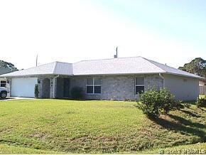 3104 Pine Tree Dr., Edgewater, FL 32141