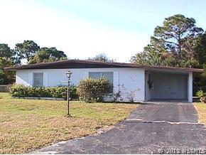 1908 Evergreen Dr., Edgewater, FL 32141