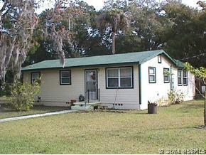 157 Blinn Ave., Oak Hill, FL 32759