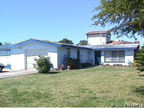 60 Cunningham Dr., New Smyrna Beach, FL 32168