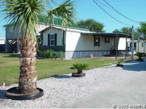 149 Randle Ave., Oak Hill, FL 32759