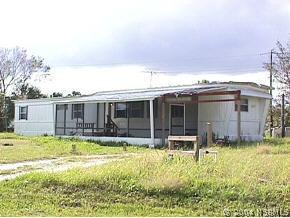 153 2nd St., Oak Hill, FL 32759