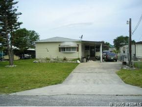 158 Gary Ave., Oak Hill, FL 32759