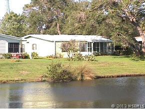 305 Portside Ln., Edgewater, FL 32141