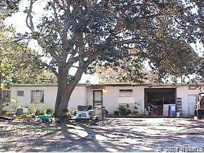 105 Church St., Oak Hill, FL 32759