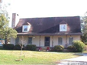 2705 Queen Palm Dr., Edgewater, FL 32132