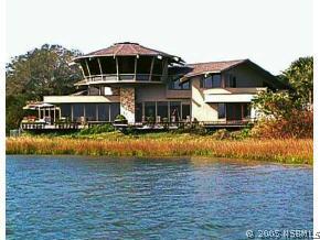 105 Donlon Dr., New Smyrna Beach, FL 32168