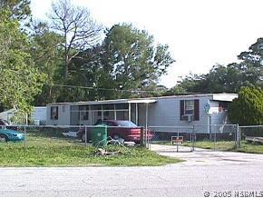 127 West Loop, Oak Hill, FL 32759