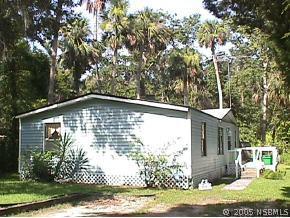 1718 Elizabeth St., New Smyrna Beach, FL 32168