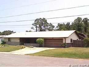 104 Palm Breeze Dr., Edgewater, FL 32141