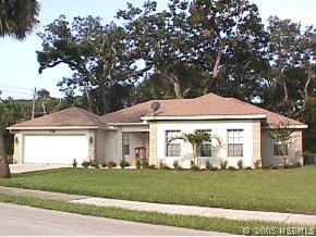 438 S Myrtle Ave., New Smyrna Beach, FL 32168