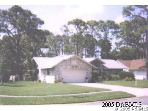 302 Pine Breeze Dr., Edgewater, FL 32141