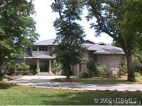 1619 S Riverside Dr., New Smyrna Beach, FL 32168