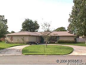302 Cherrywood Ln., Edgewater, FL 32132