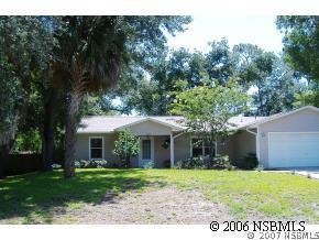 1513 Queen Palm Dr., Edgewater, FL 32132