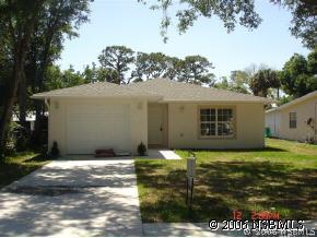 724 Dougherty St., New Smyrna Beach, FL 32168