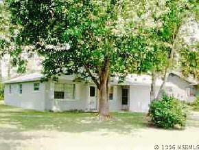 2216 Umbrella Tree Dr., Edgewater, FL 32132