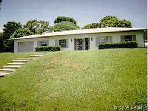 205 Lee Dr., Edgewater, FL 32141