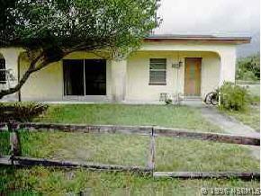 1822 Hibiscus Dr., Edgewater, FL 32132