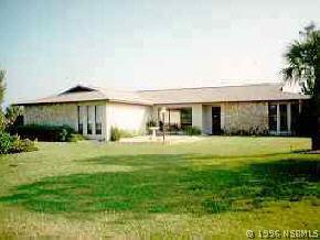 301 Sea Gull Ct., Edgewater, FL 32141