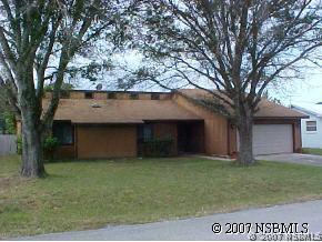 1916 Date Palm Dr., Edgewater, FL 32141