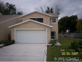2229 Hawks Cove Cir. #64, New Smyrna Beach, FL 32168