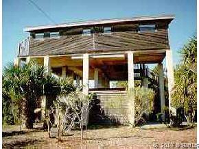 841 Dolphin Ave., New Smyrna Beach, FL 32169