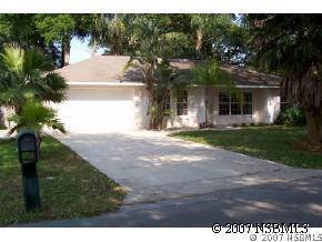 1915 Royal Palm Dr., Edgewater, FL 32132