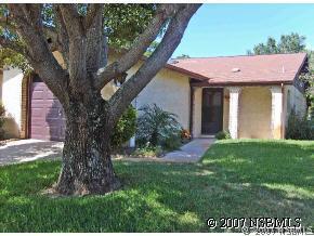 107 Shangri Lane Cir., Edgewater, FL 32132