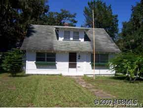 129 Lamont St., Edgewater, FL 32132